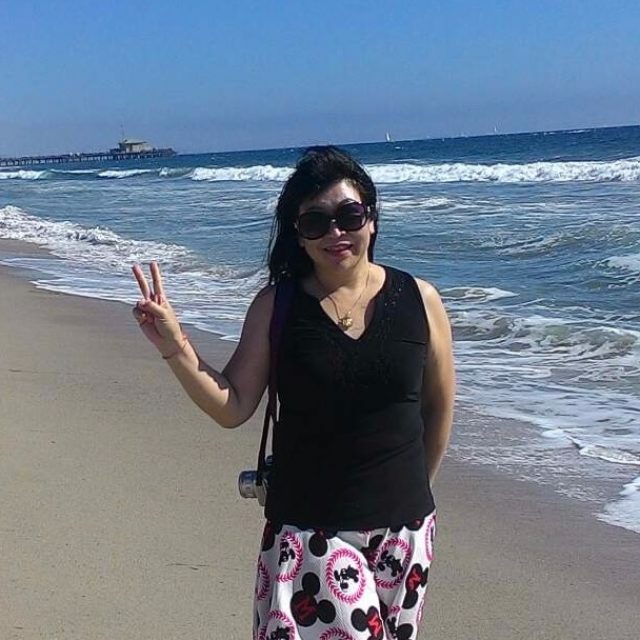 Joanne Lee ( Bank Manager )